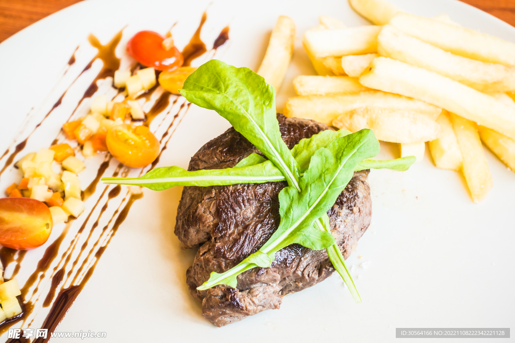 烤肉薯?xiàng)l美食