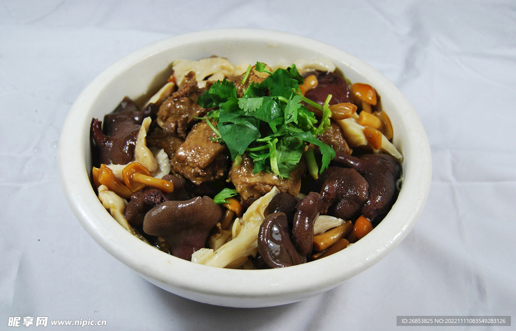 牛肉燉雜蘑