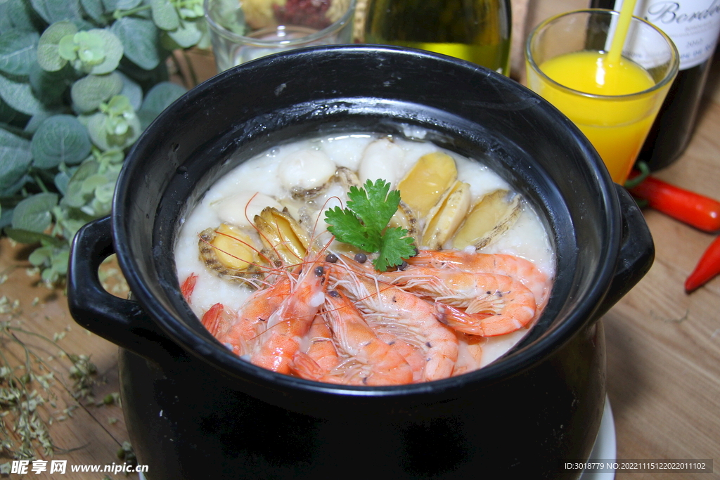 鮑魚鮮蝦干貝粥