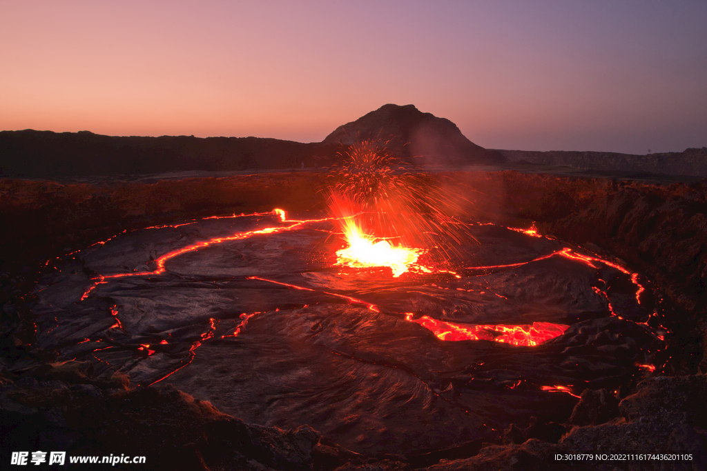 達(dá)羅火山