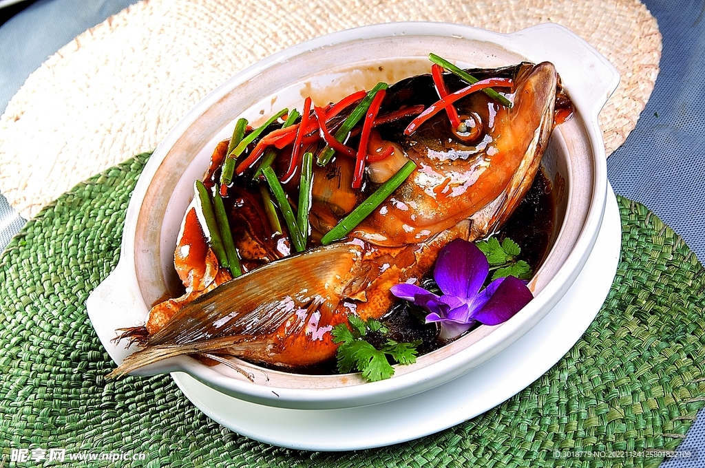 傳統(tǒng)胖魚頭
