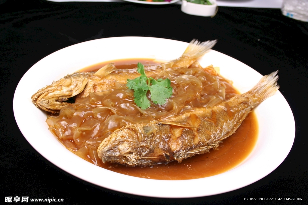 黃魚燜粉皮