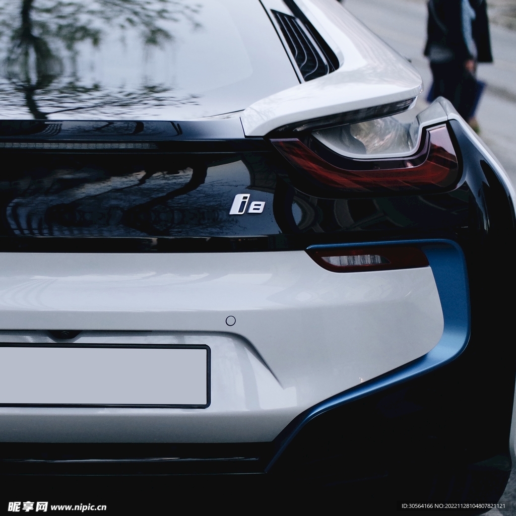 轎車尾燈