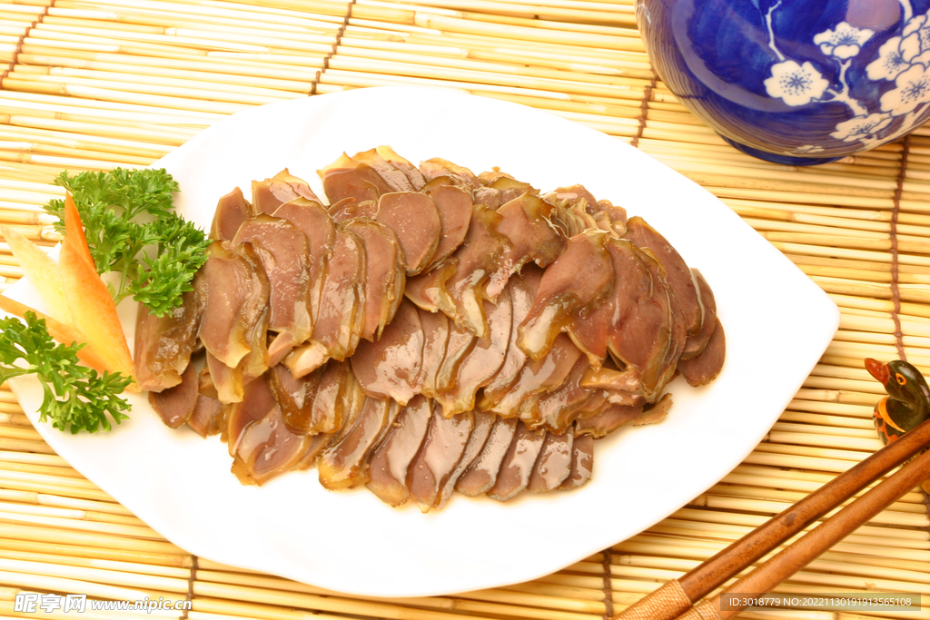 鹵胗