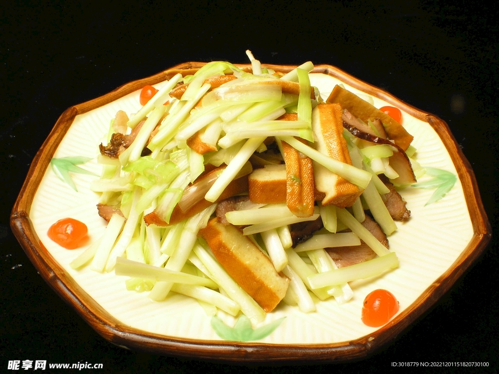 韭黃豆筋炒咸肉