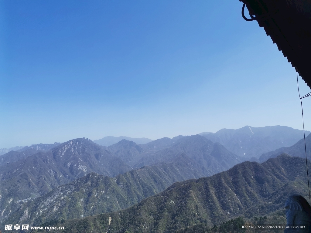 云霧山峰