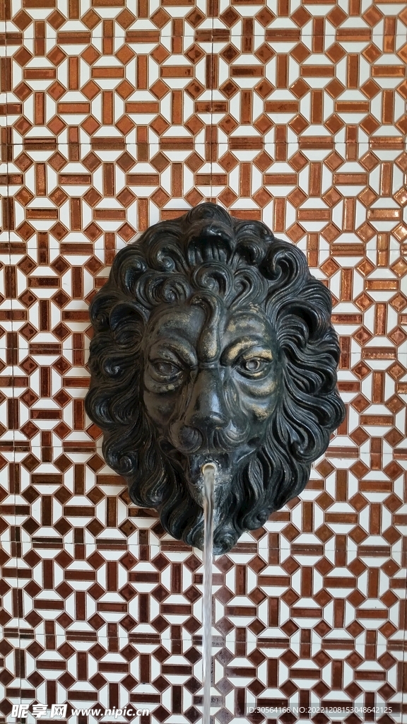 獅子雕塑