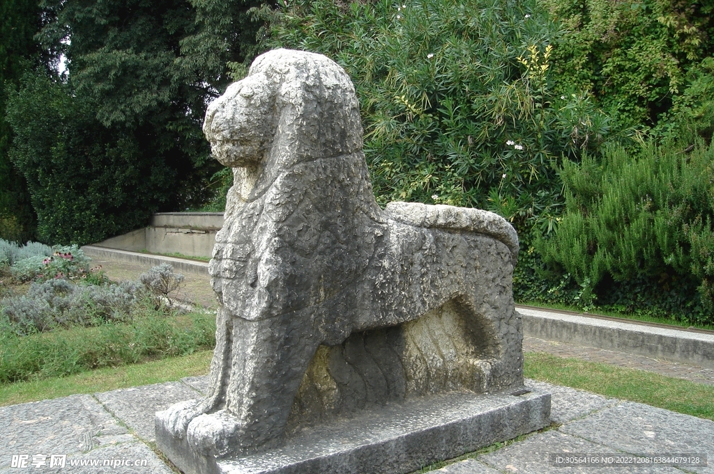 獅子石雕