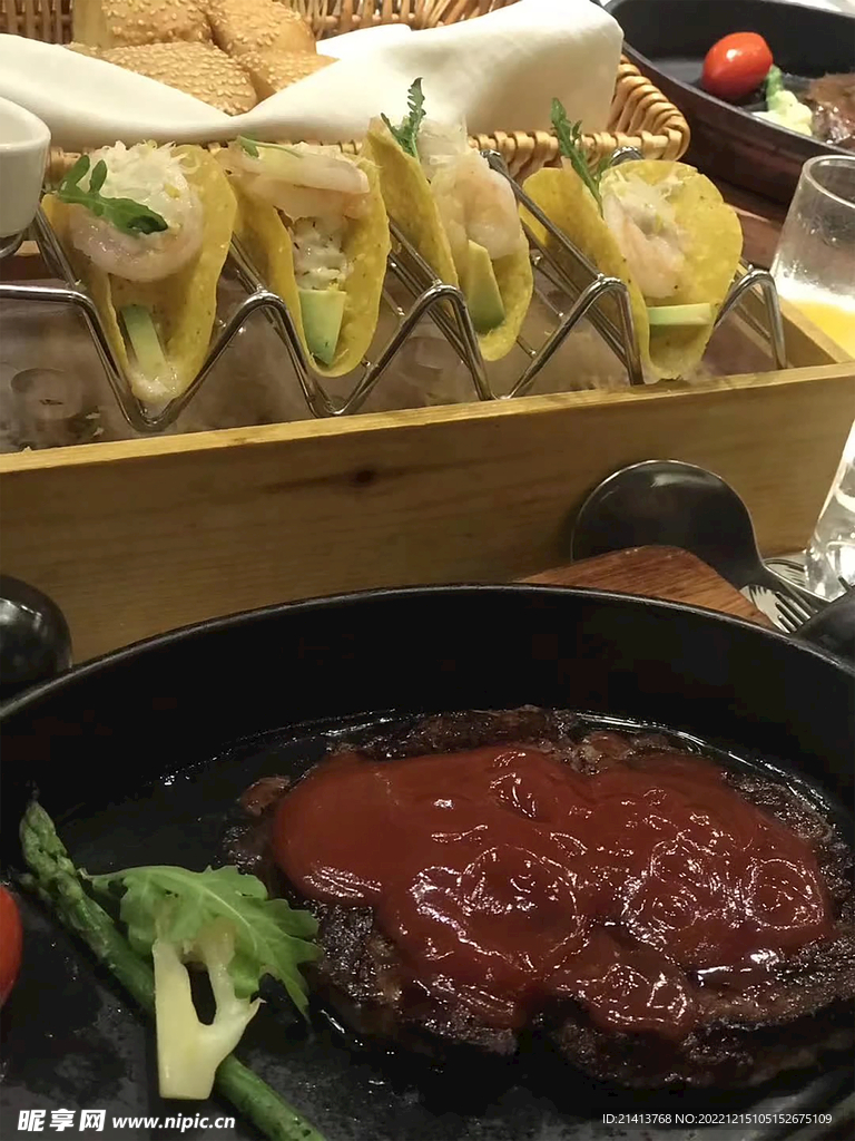 休閑西餐美食 