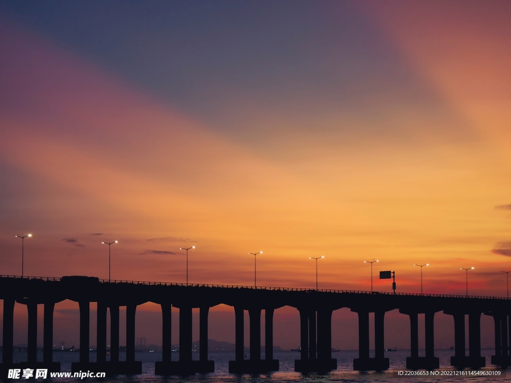 黄昏跨海大桥
