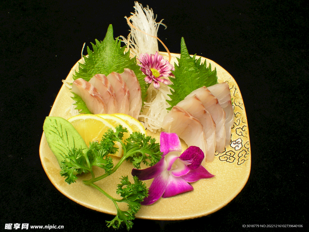 鱸魚(yú)刺身