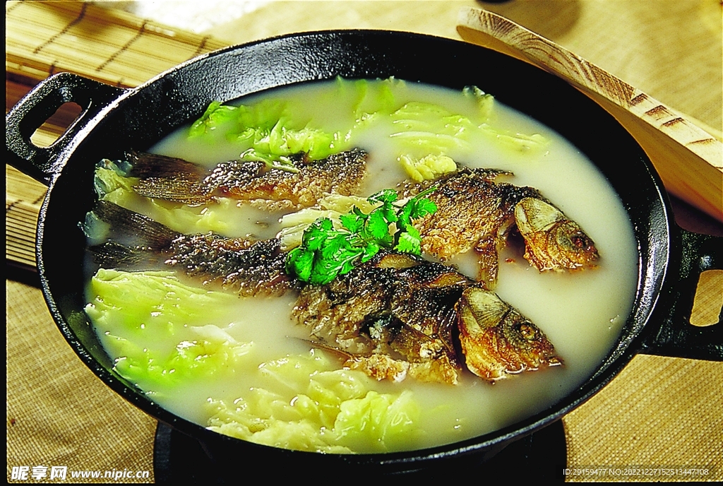 鯽魚白菜鍋