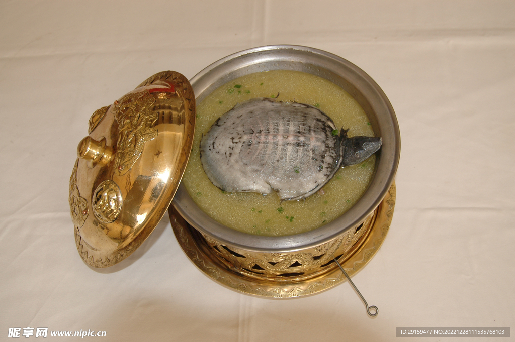 籠汁水魚王