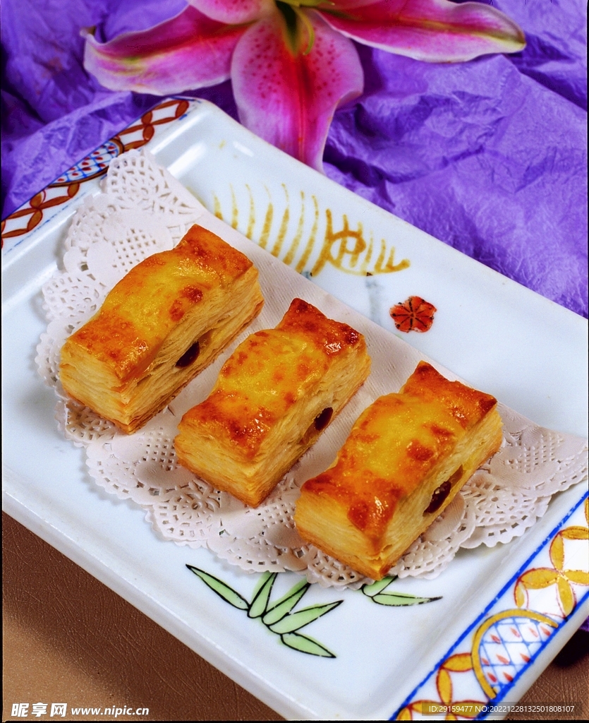 肉粒鋦酥盒