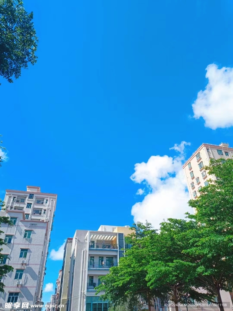 天空