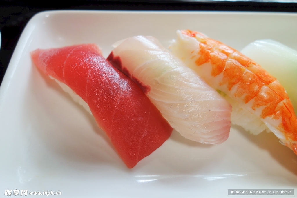 大蝦壽司美食