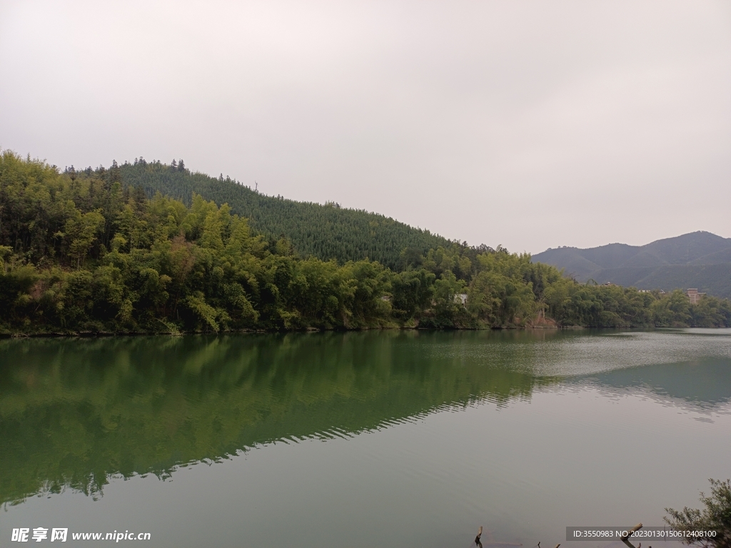 青山 綠水