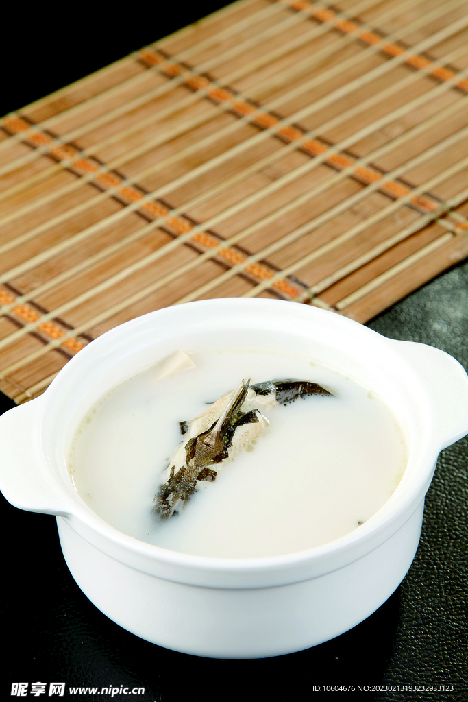 黃骨魚燉豆腐