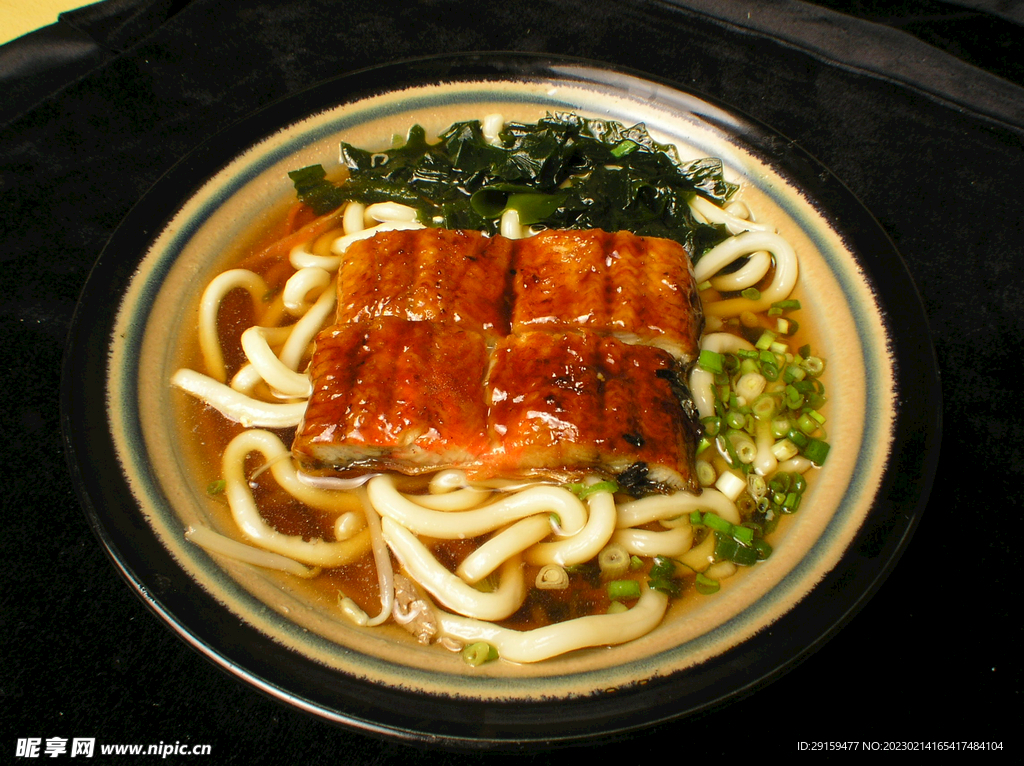 鰻魚烏面
