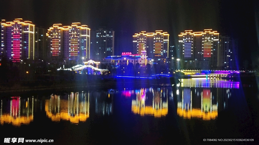 息縣龍湖夜景