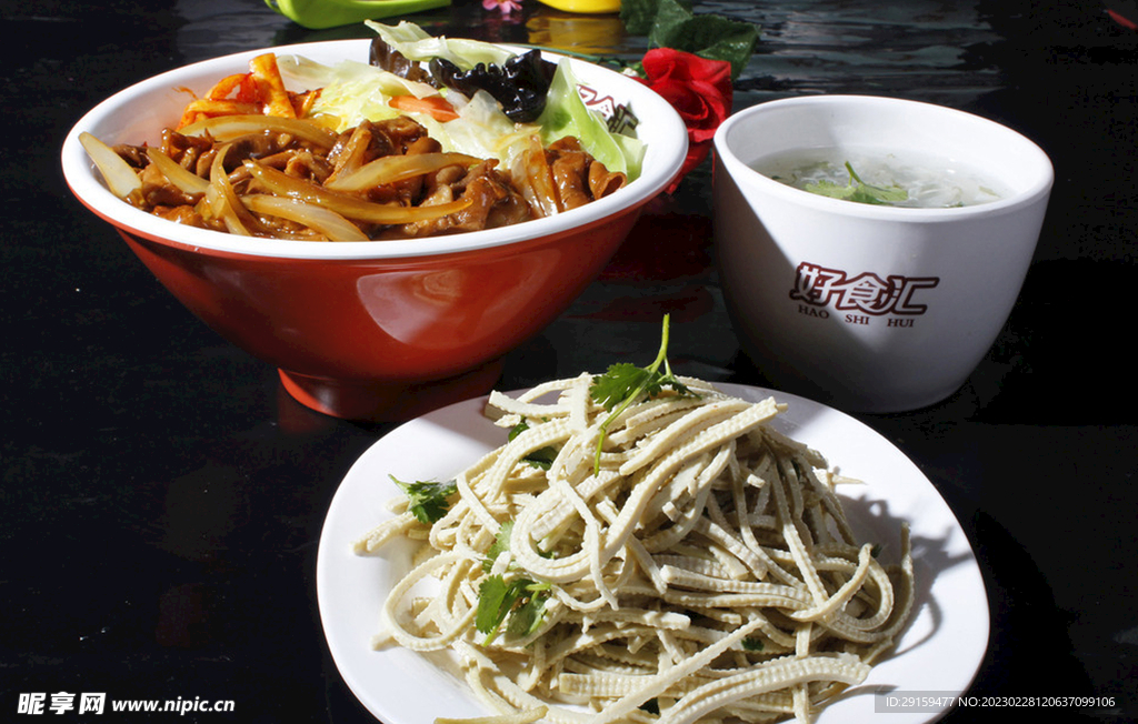 牛肉飯?zhí)撞? />
                            </div>
                    </div>
                </div>



                <div   id=
