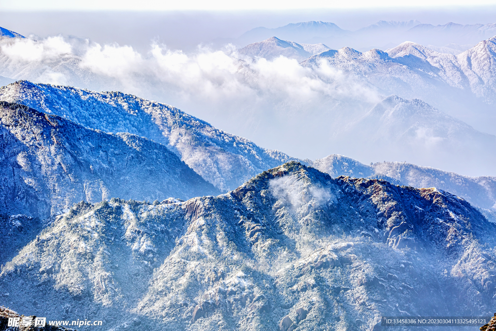 雪山山區(qū)