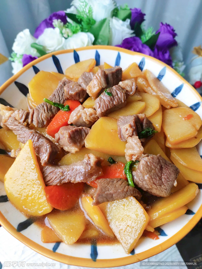 土豆燉牛肉