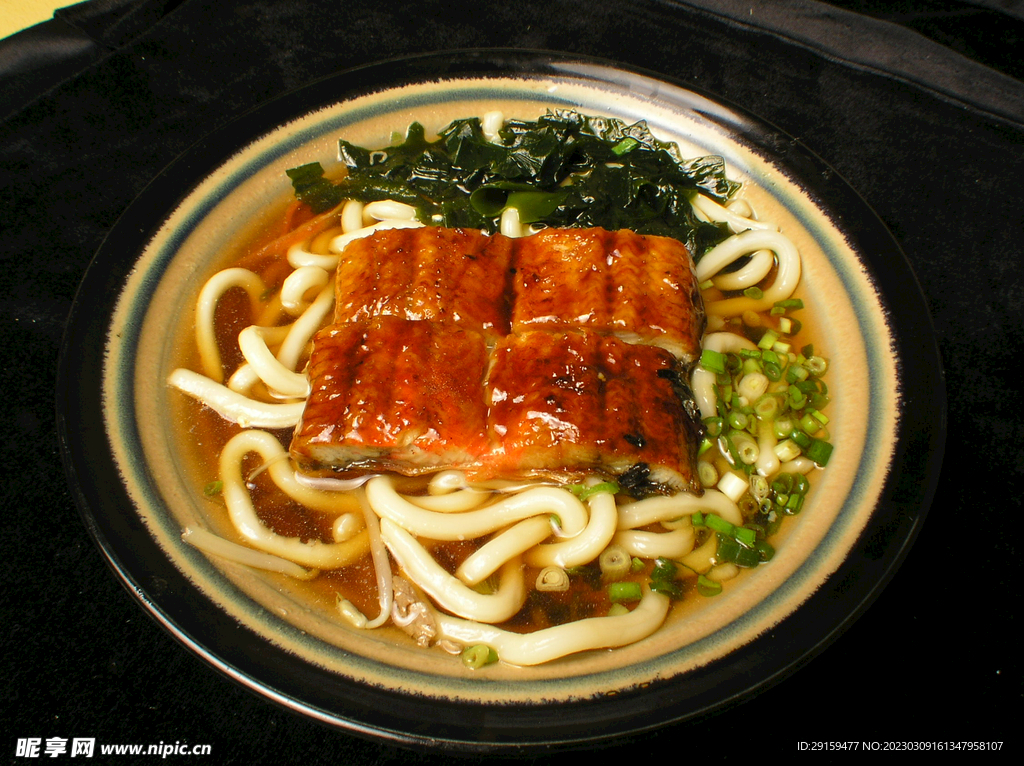 鰻魚烏面