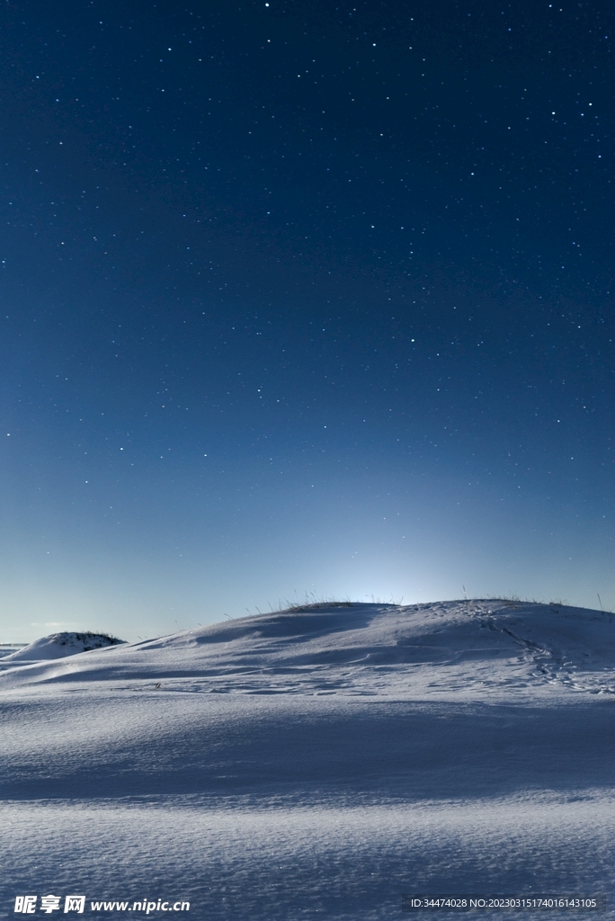雪地星空圖