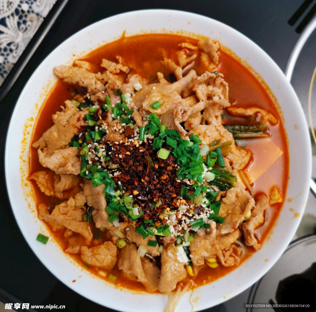 麻辣牛肉俯拍