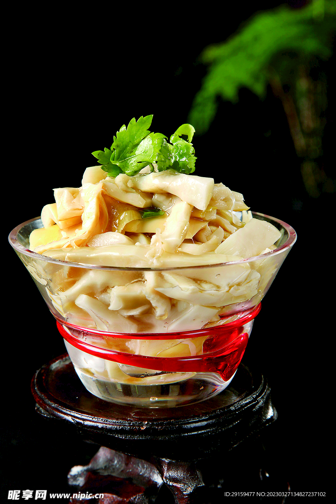 泡椒麻油筍