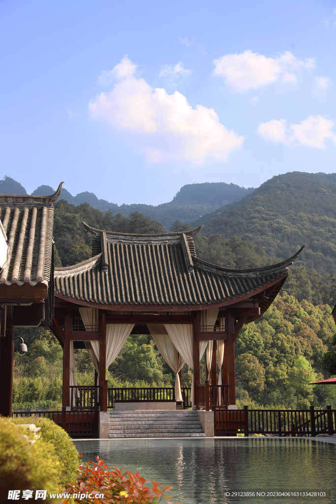 云·山·亭