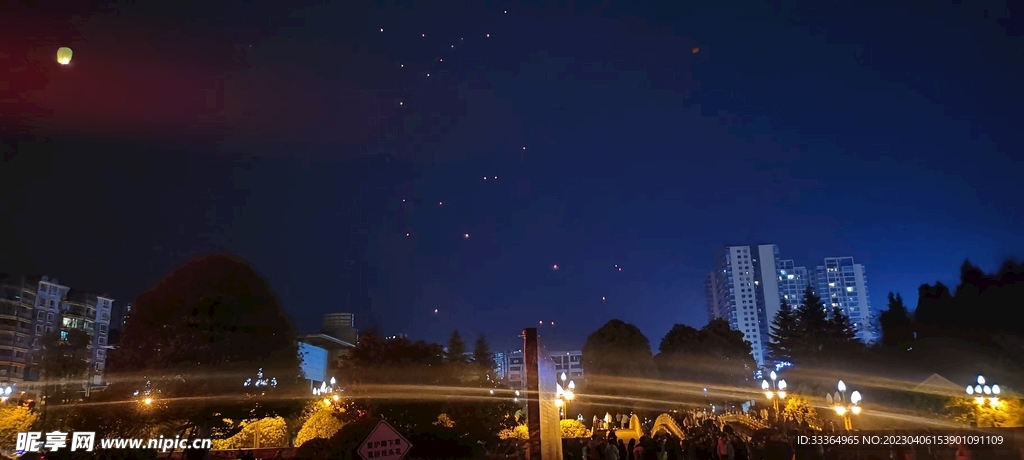 孔明點(diǎn)翠的元旦夜