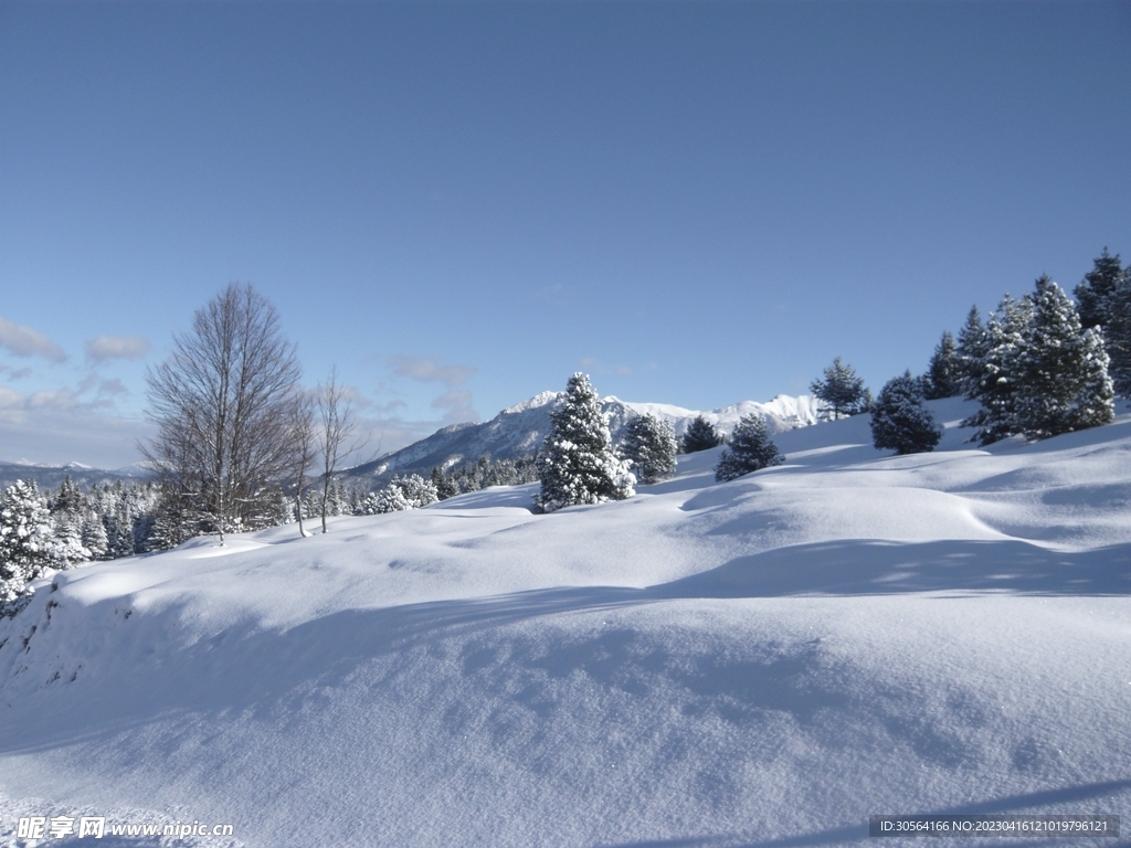 雪山雪景