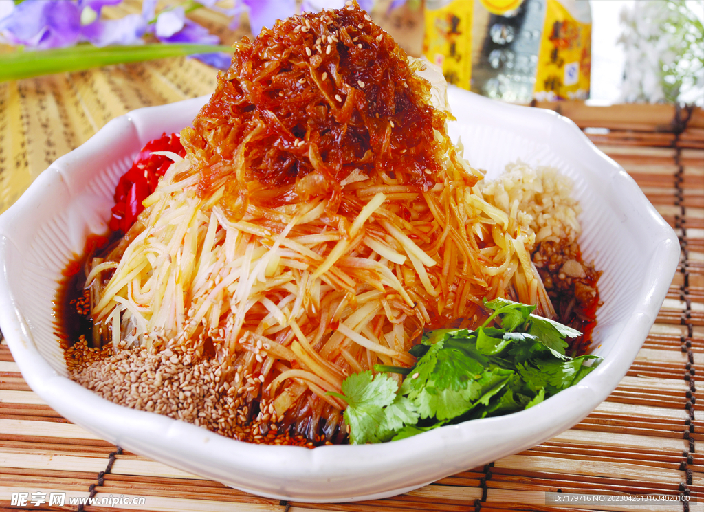 蜇皮土豆絲