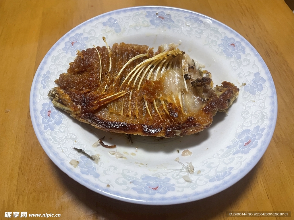 煎鯽魚塊