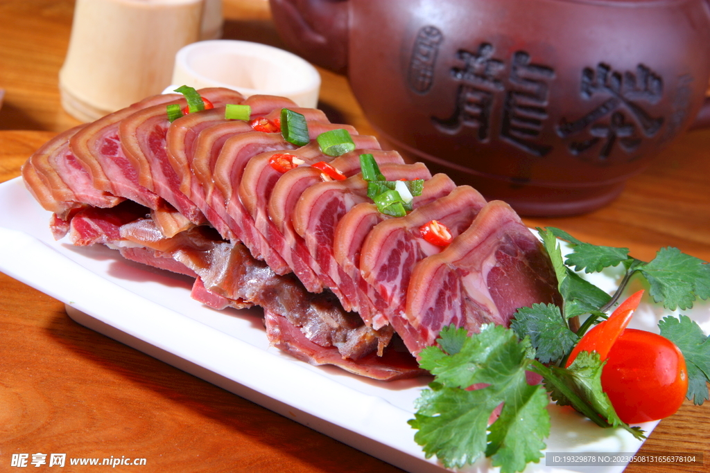 五香帶皮驢肉