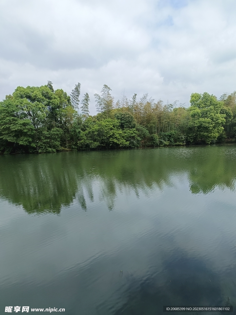 湖