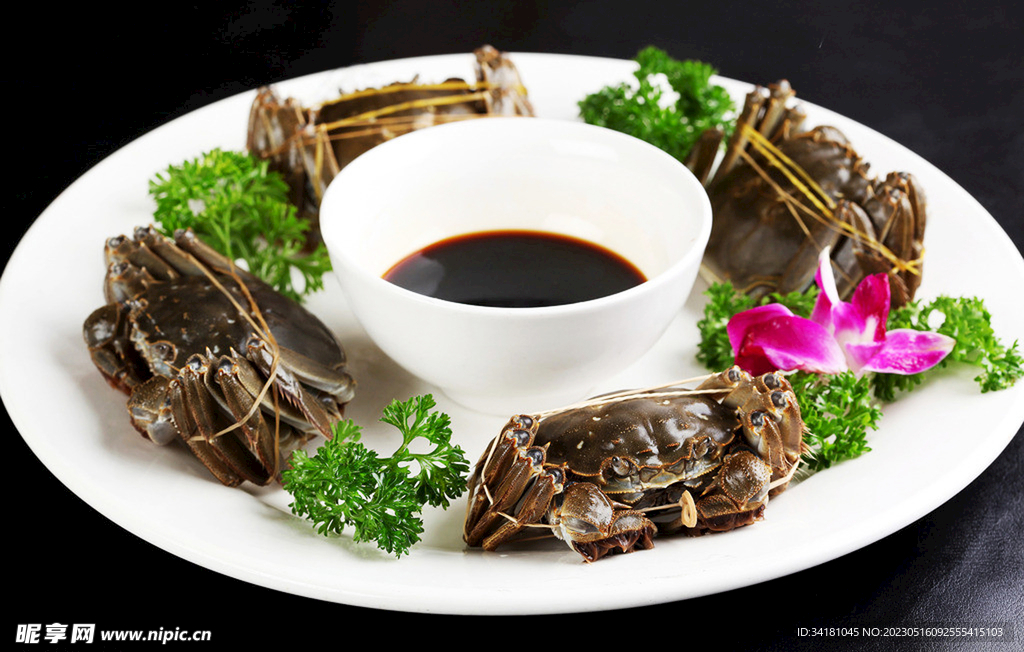 大閘蟹用餐