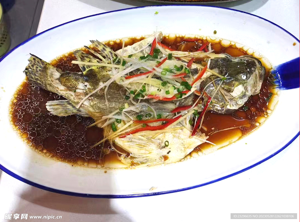 清蒸鱸魚