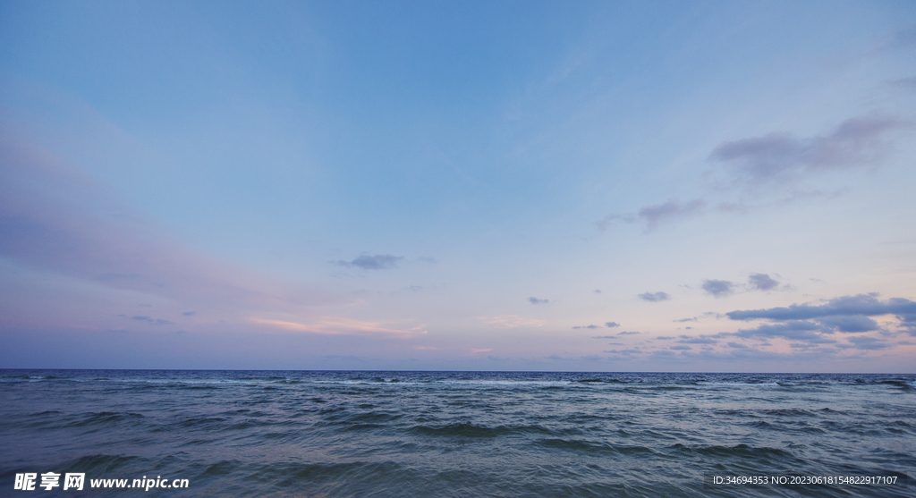 大海天空