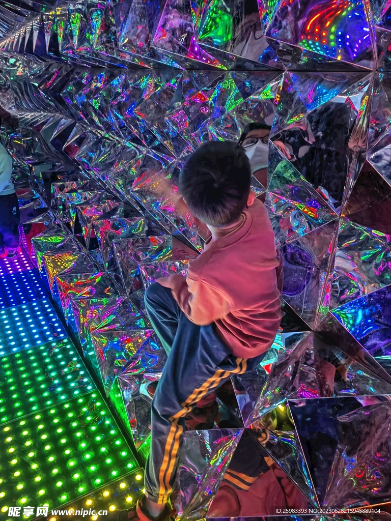 科技游樂世界