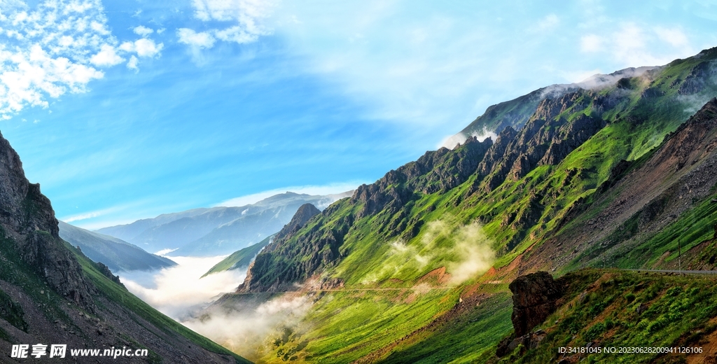 彩虹山峰