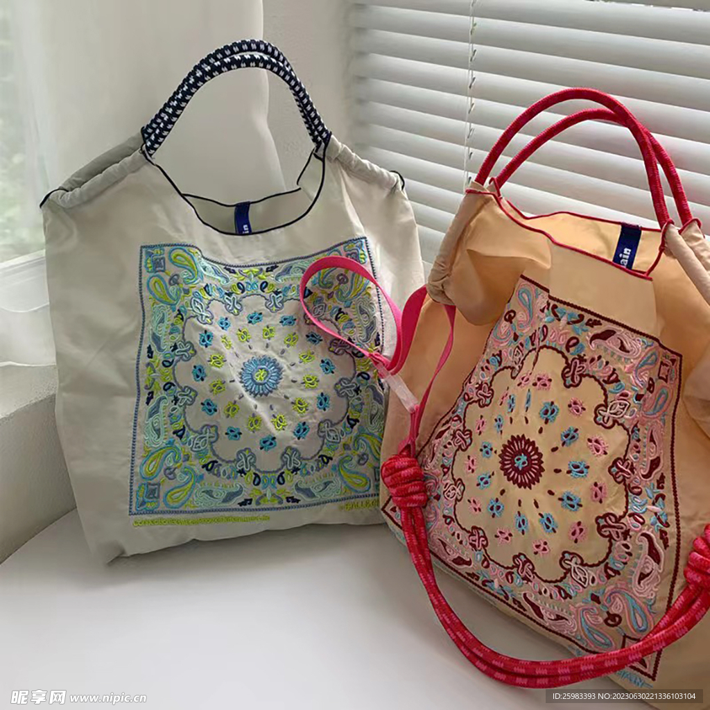 刺繡包