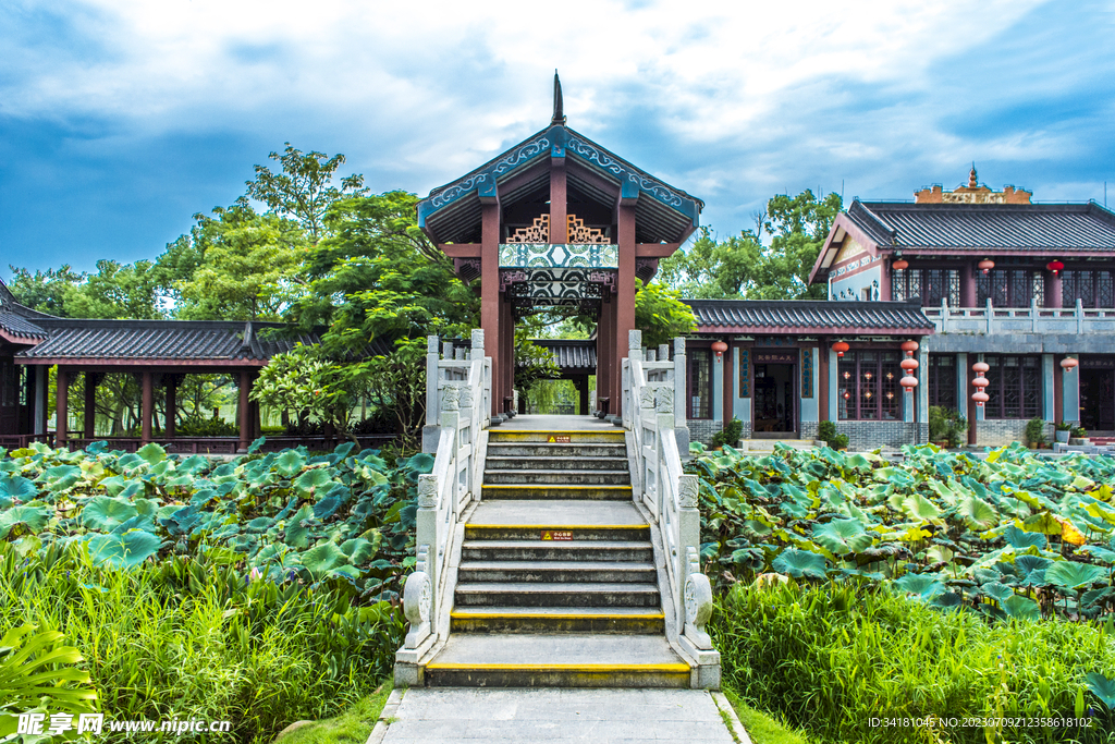 中國風(fēng)古建筑亭臺