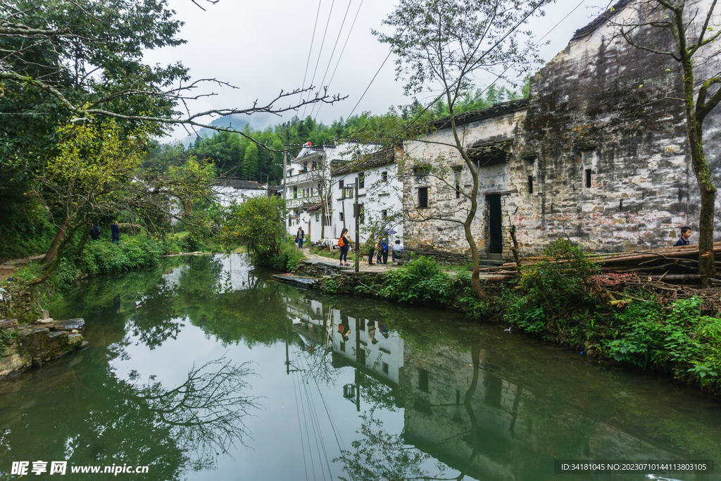 古鎮(zhèn)山水建筑