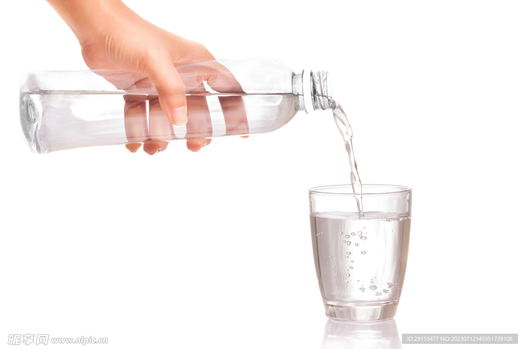 水杯