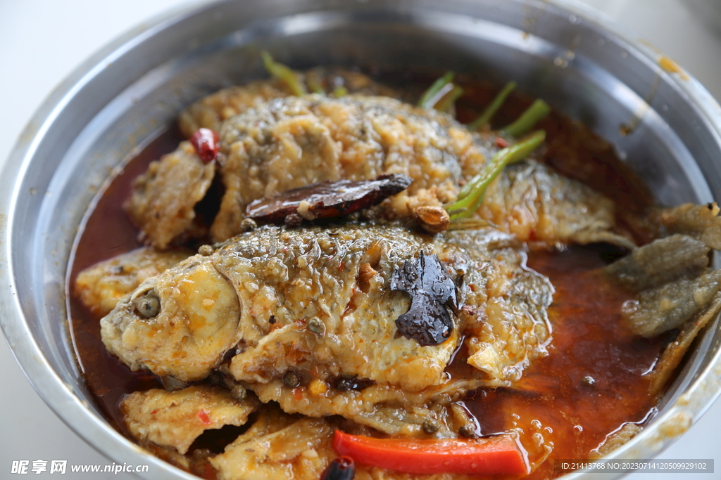 魚火鍋烤魚 