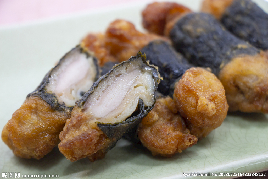油炸雞塊美食