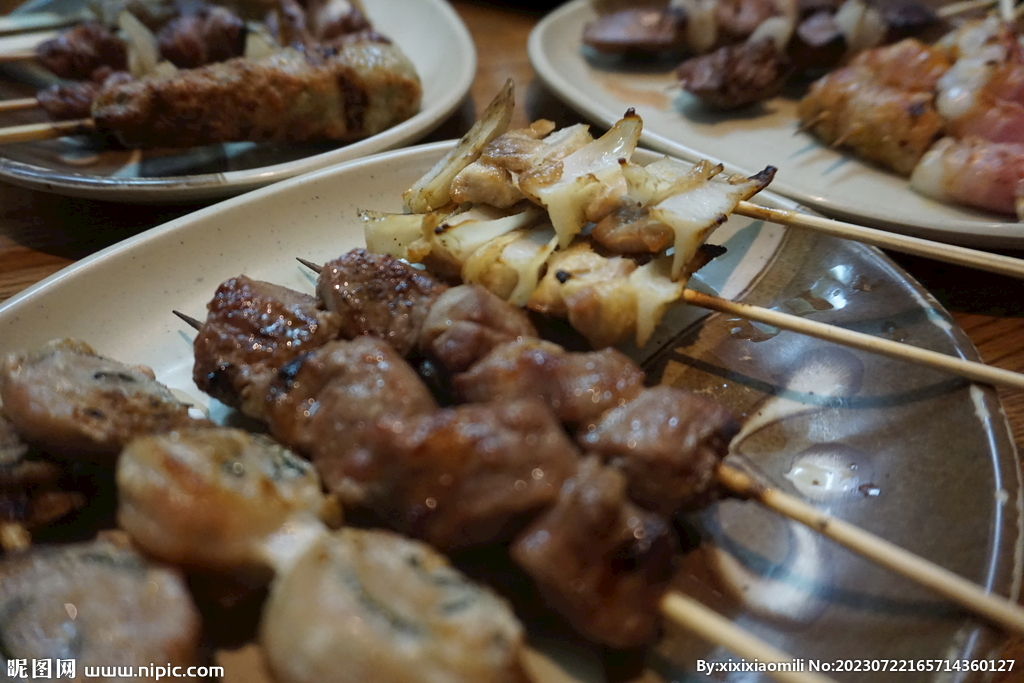 雞肉串美食